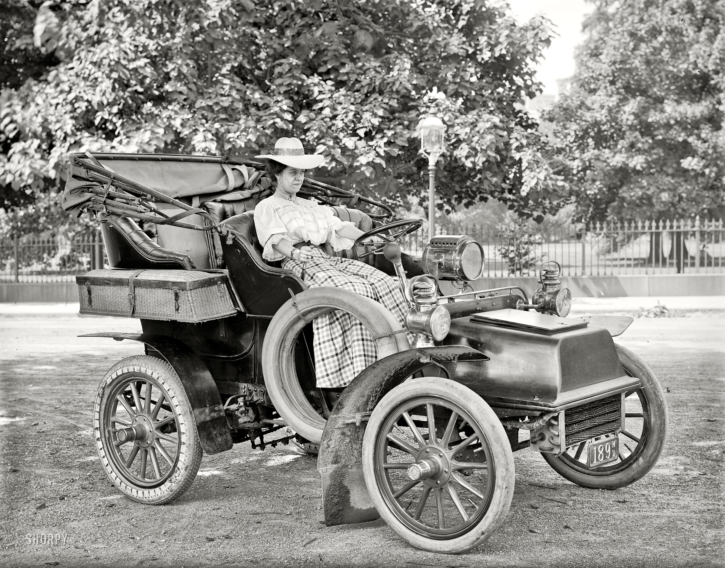 Идеальная первая машина. Ford model b (1904). Cadillac model b 1904. Cadillac model s 1908. Cadillac 1890.